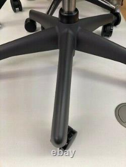 Herman Miller Aeron Flip Arm Task chair B fully spec inc posture fit