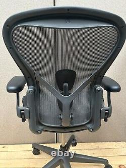 Herman Miller Aeron Flipper Fully Loaded. Posture-fit Size B