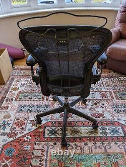 Herman Miller Aeron Posture-Fit Flipper Arms Office Chair